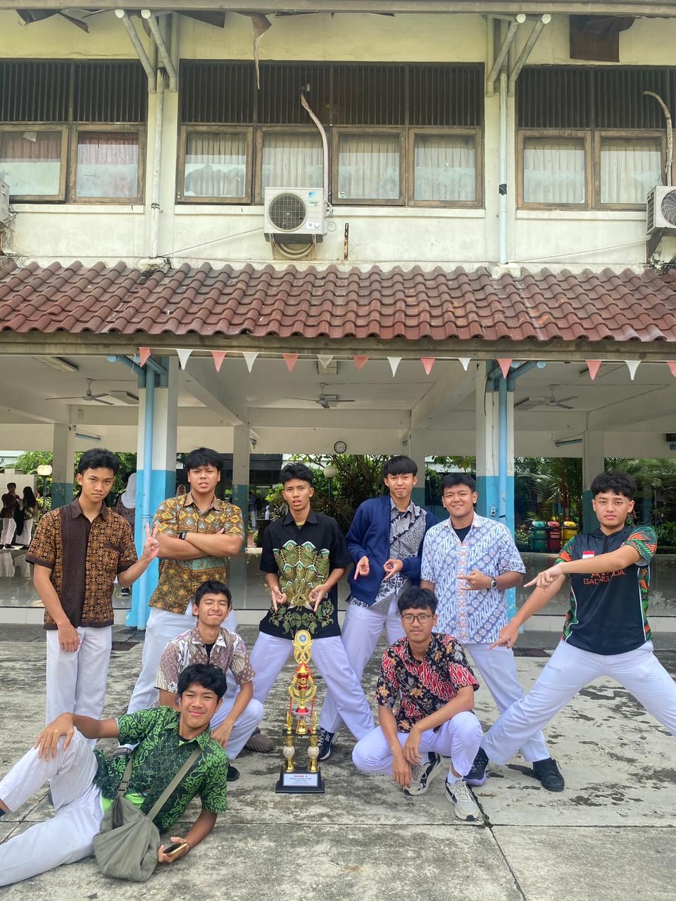 Team Basket SMA Sumbangsih Menjuarai turnamen tingkat SMA di Jakarta Team Basket SMA Sumbangsih Menjuarai turnamen tingkat SMA di Jakarta